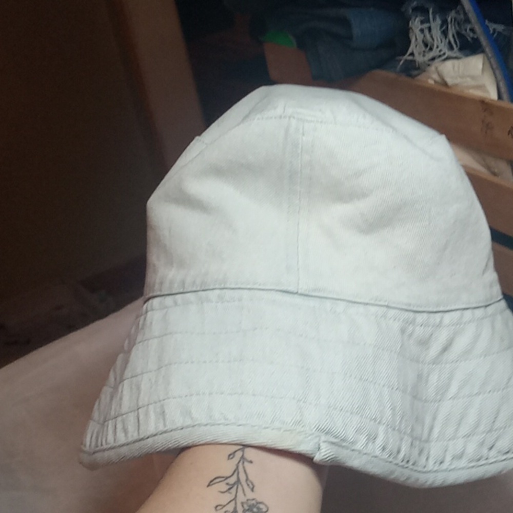 Bucket hat 💯 cotton y2k